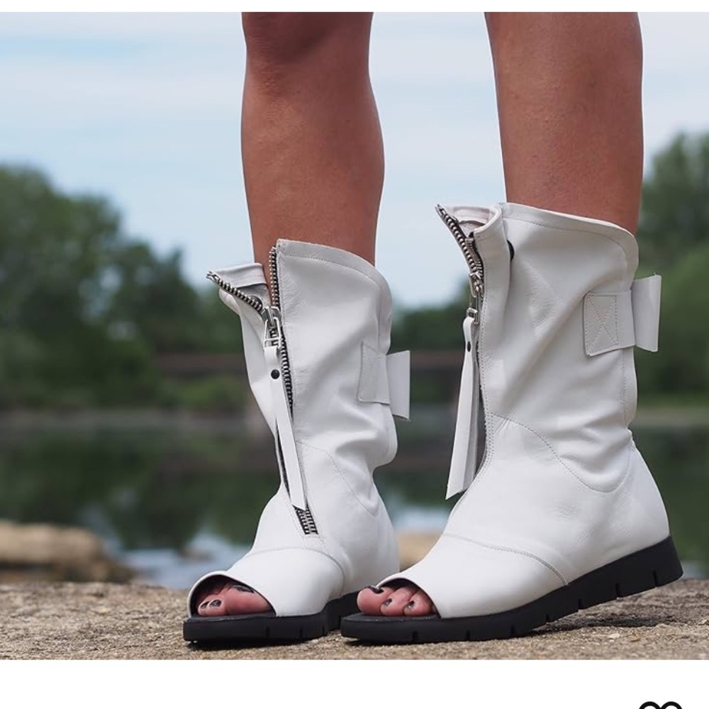 Adrenaline Fashion Elegant White Open Toe Leather Boots with Zipper & Bow